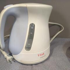 ティファール電気ポット、フライパンの画像