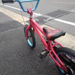 中古子供自転車３４５１　前後タイヤ新品！　１６インチ　ギヤなし　 身長１０４㎝前後　＊片足スタンドに変更可・無料（購入時のみの画像
