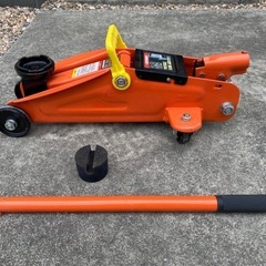 アストロプロダクツ　ガレージジャッキ２ｔ