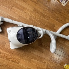 三菱　ＴＣ-Ｍ５Ｊ８　紙パック式掃除機