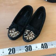 0315-180 MINNETONKA ミネトンカ 靴