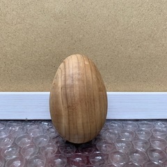 置物　木の卵