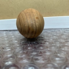 置物　木の卵の画像