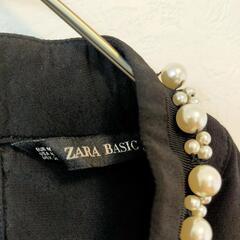 ZARAビジューブラウスの画像