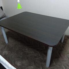 テーブル