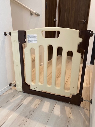 ベビーゲート　Happiness gate サイズ71〜98 ベージュ