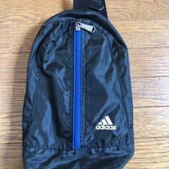 adidas アディダス  キッズ  ボディバッグ