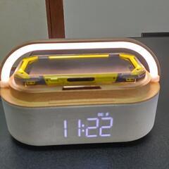 【お話し中】置くだけ充電機能付きラジオ時計