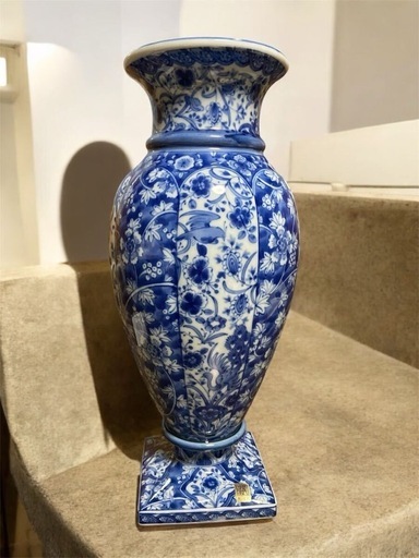 龍峰窯　花風流　染付更紗花瓶