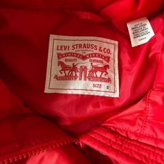 【美品】Levi's リーバイス　ダウンコート　レッド　赤の画像