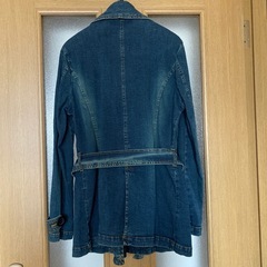 レディース　デニムジャケットの画像
