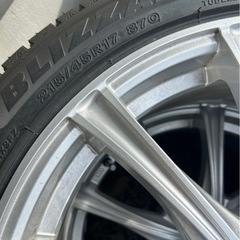 215/45r17 スタッドレス 