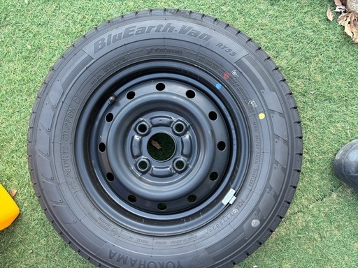 エブリィ　スクラムバン　新車外し　軽バンタイヤ