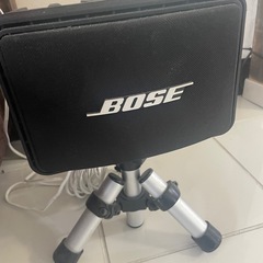 BOSE スピーカー　左右　足付き