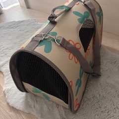 【美品】犬用キャリーバック 
プレゼント付