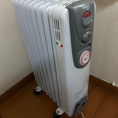 デロンギ　　オイルヒーターの画像
