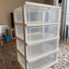 衣類用収納チェストの画像