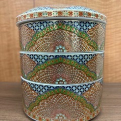 【塩尻市引き取り限定】前畑陶器 庫山窯 献上手 金彩 手まり三段重 高さ17.5cm/直径15.5cmの画像