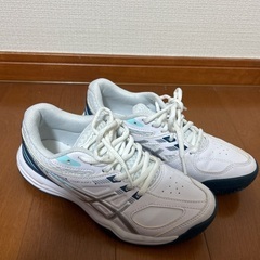 アシックス　テニスシューズ　オムニクレー　22.5cm