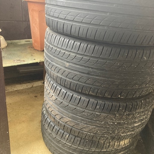 タイヤ　ホイール　バリ山
