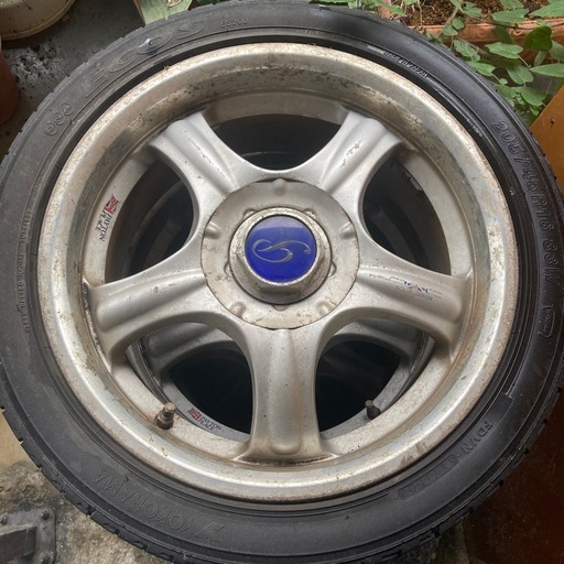 タイヤ　ホイール　バリ山