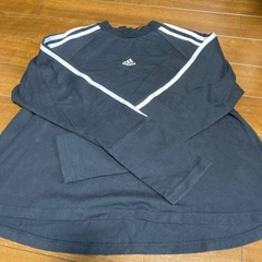 adidas長袖Tシャツ