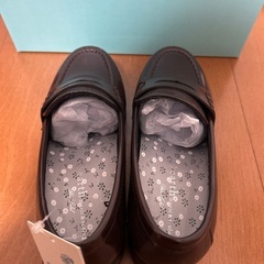 アースミュージック&エコロジー　茶色ローファー 新品　22.5cmの画像