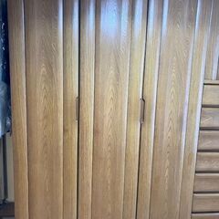 美品！　天然ナラ材の日本製収納タンス（社団法人全国家具工業組合）
