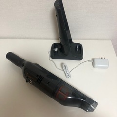 2022年製 ブラック&デッカー BLACK&DECKER 掃除機 10.8V ハンディクリーナー サイクロン式 ブラック HLVC320Bの画像