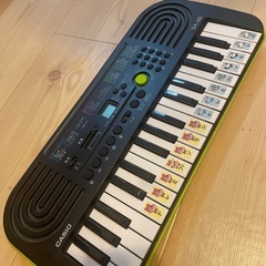 キーボード　おもちゃ　ピアノ　カシオ