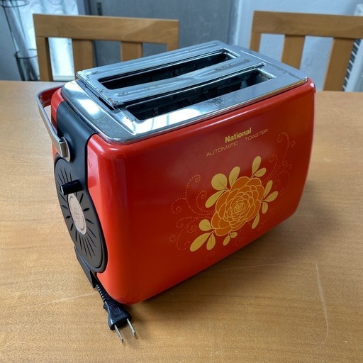 トースター　古い昭和テイスト　レトロ