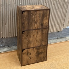 扉付きカラーボックス