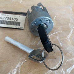 三菱　キーシリンダー　イグニッションキーの画像