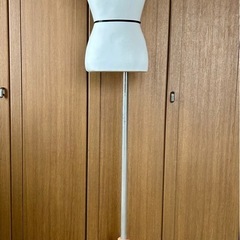 トルソー女性用　マネキン　の画像
