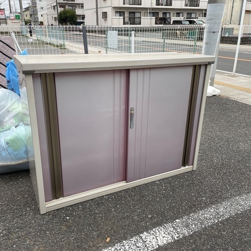 TAKUBO 物置