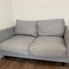 ソファー無料で譲ります！
