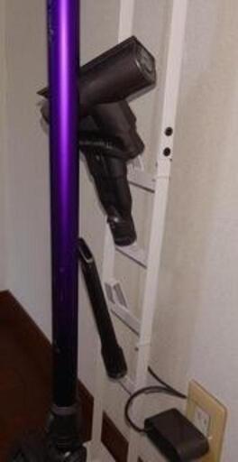 【値下げ】Dyson v6 コードレス掃除機