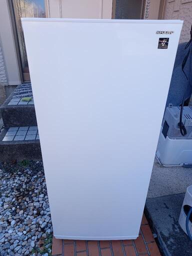 シャープ/SHARP　冷凍庫　FJ-HF13H-W  2024年製　容量126L  美品