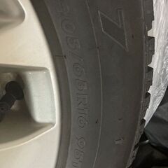 スタッドレスタイヤ4本の画像