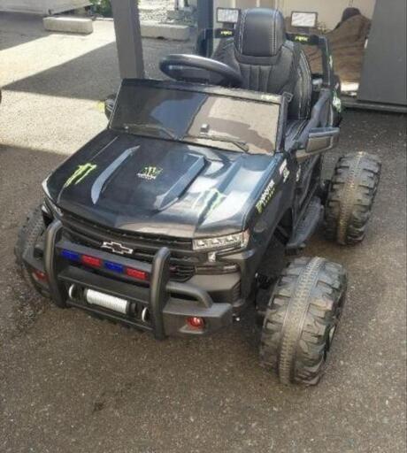 乗用玩具 乗用ラジコン シボレー モンスタートラック 4WD 電動乗用玩具