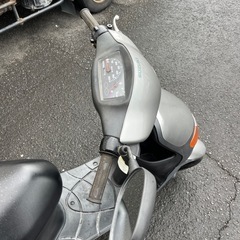 580 SUZUKI スズキ 原付バイク スクーター 50cc Let's レッツ シルバーの画像
