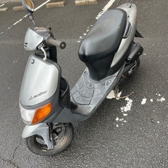 580 SUZUKI スズキ 原付バイク スクーター 50cc Let's レッツ シルバーの画像