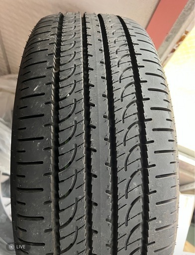 お話中 三菱 新型 デリカD５ 新車外し アルミホイール＆タイヤ