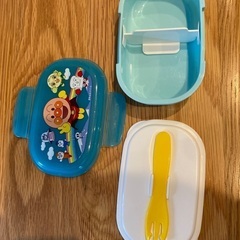 弁当箱の画像