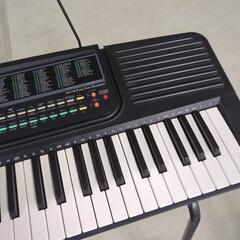 電子キーボード　カシオ　ST-636の画像