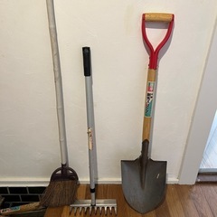 スコップ