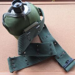 ミリタリー　ベルト・水筒　使用品の画像