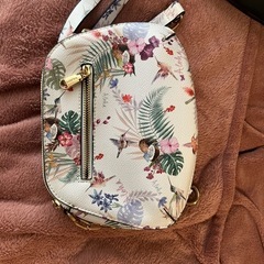 ショルダーバッグ