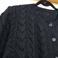婦人物　手編みカーディガン