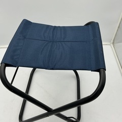折りたたみイスの画像